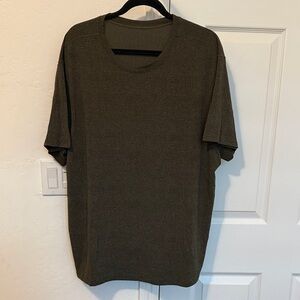 Men's Lululemon Olive Green T-Shirt